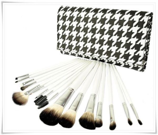 KIT DE 16 PINCEIS PRETO E BRANCO