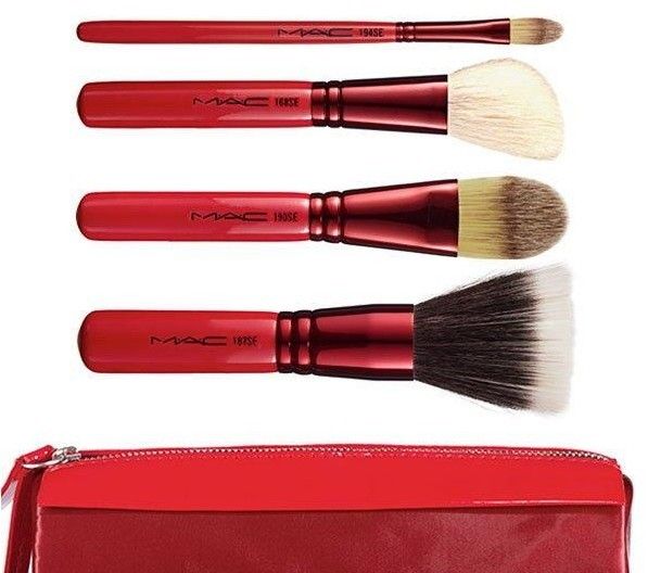 KIT DE 4 PINCEIS REPLICA DA MAC - VERMELHO