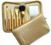 KIT DE 4 PINCEIS REPLICA DA MAC - DOURADO