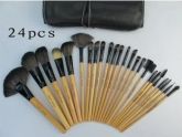 KIT DE 24 PINCEIS REPLICA BOBBY BROWN - CERDAS SINTETICAS